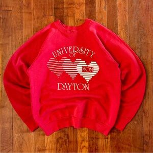 Vintage University of Dayton ‘90s Collegiate Red Raglan Crewneck Sweatshirt L